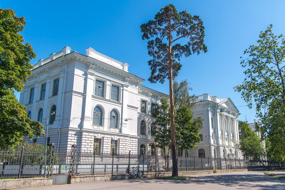 Поздравляем с днем рождения!