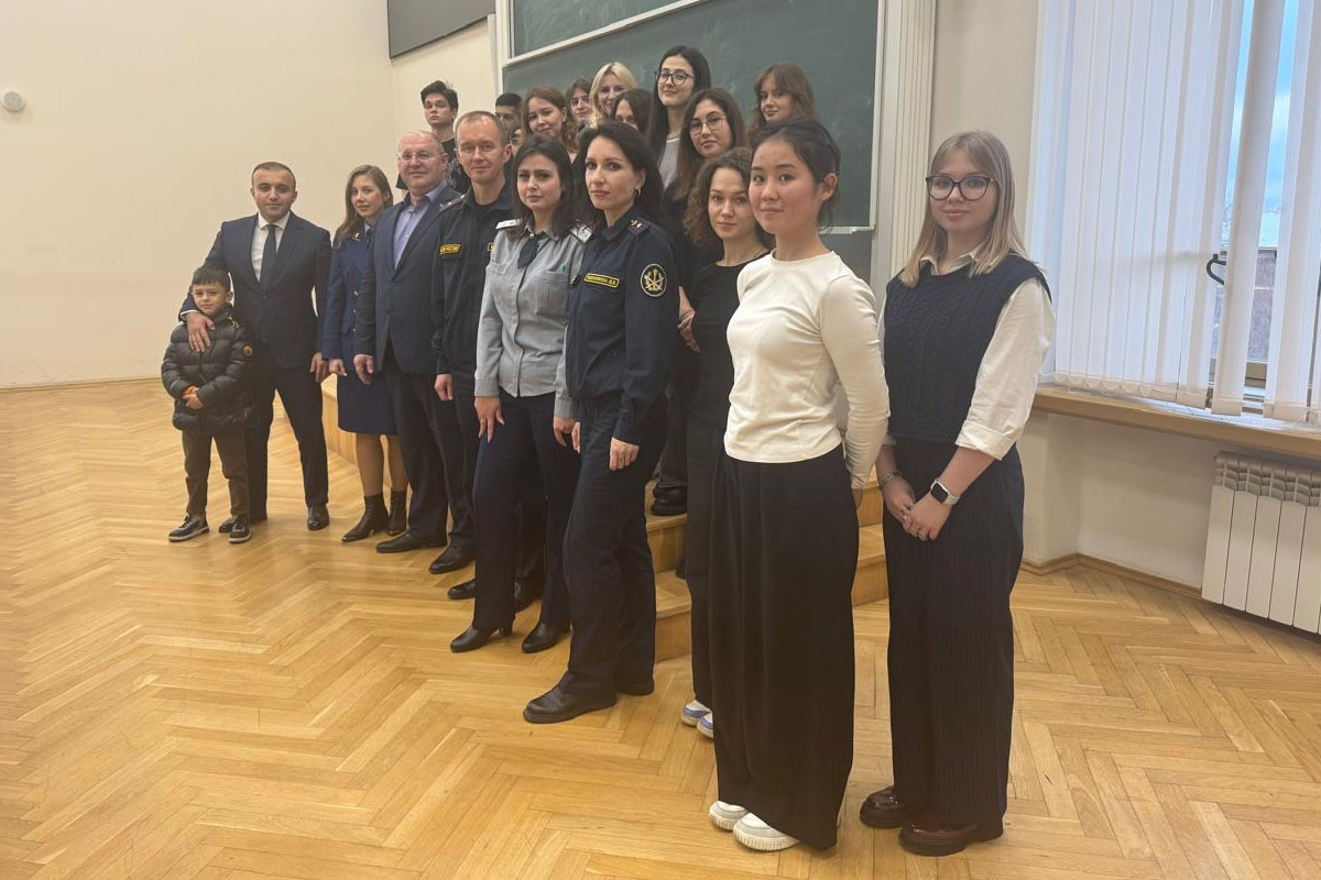 Изображение: Профориентационная деятельность в ВШ ЮиСТЭ