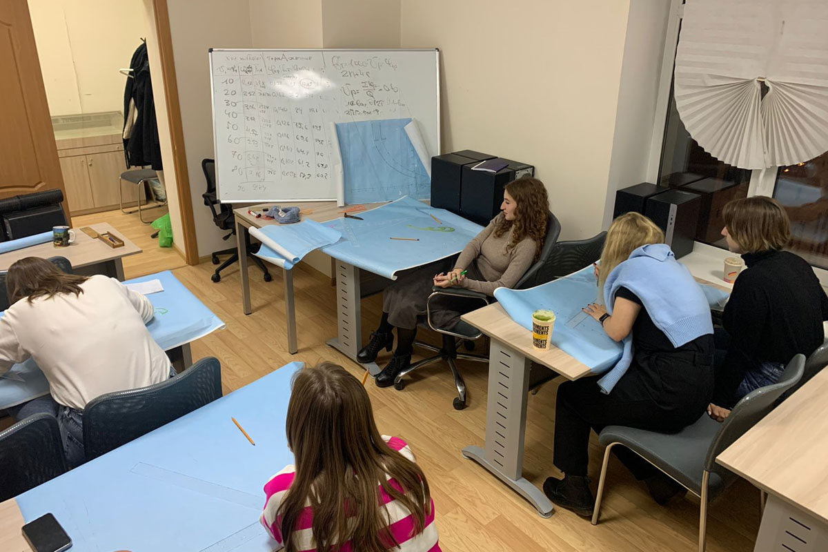 Расчет тормозного пути поезда методом А.И. Липеца - Ю.В. Ломоносова